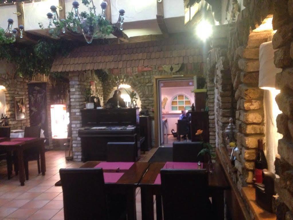 祖尔帕斯特克莱沃酒店 外观 照片